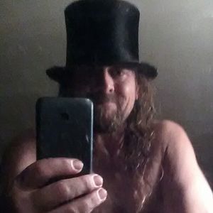 Meet your Posher, Bobby